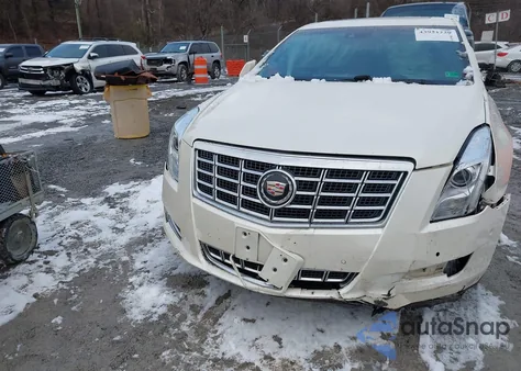 2015 Cadillac Xts Premium z USA, uszkodzony, nr VIN 2G61P5S3XF9284520